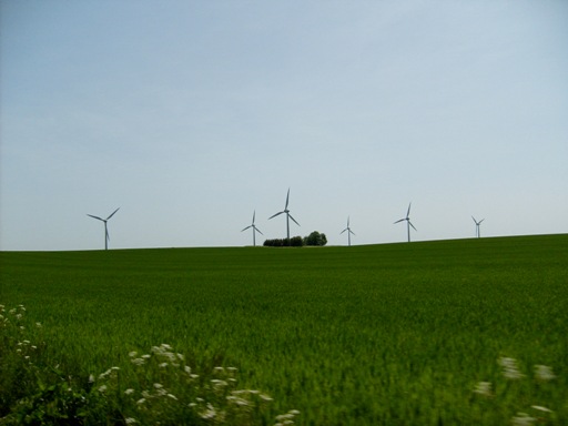 wind-farm-in-sweden-keep-earth-green